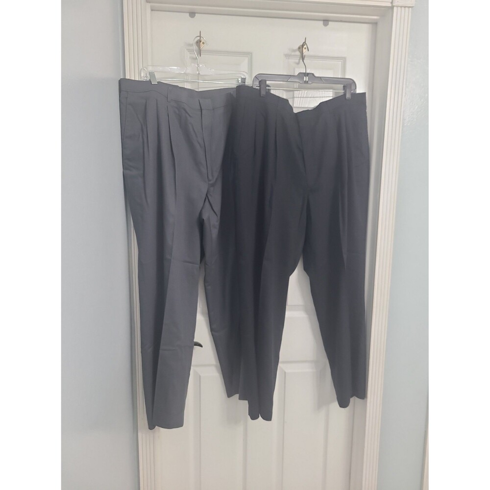 Haggar Men's Dress Pants 42x30 Bundle 2 Pair Gray Black Pleated Work Formal
